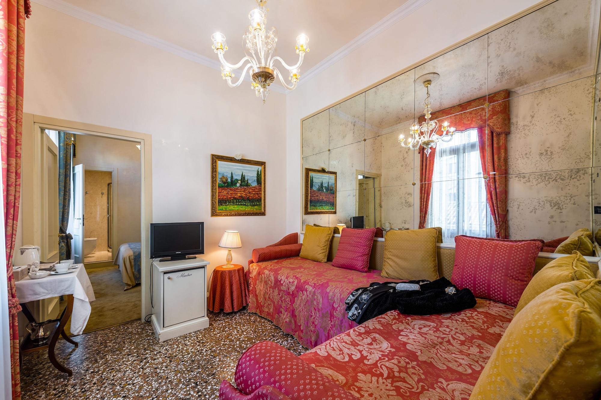 Guest house Palazzo Odoni Venice - new 2023 prices, reviews, book now